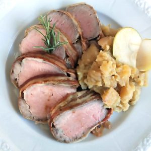Filetto di Maiale con Pancetta e Mele