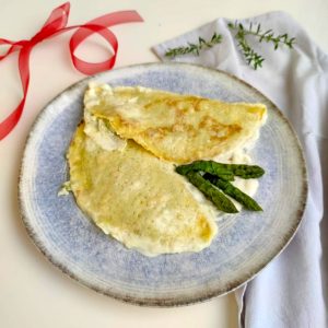 Crepes con Asparagi e Besciamella